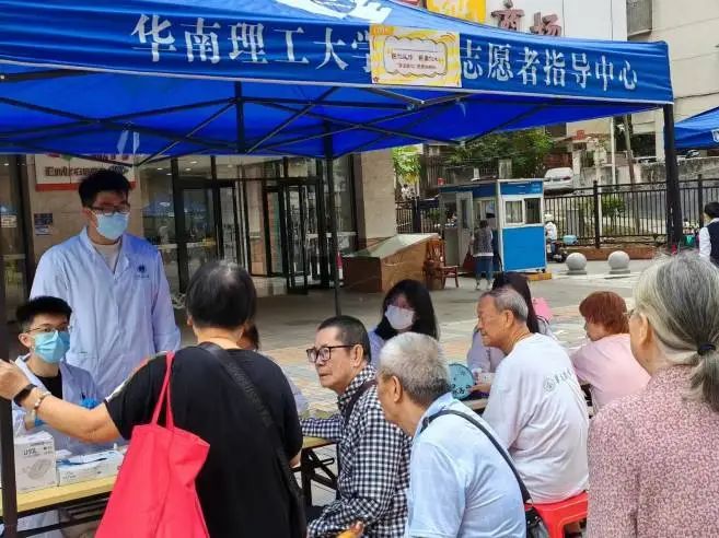 当学生递上14天“超长”请假条，老师：批！